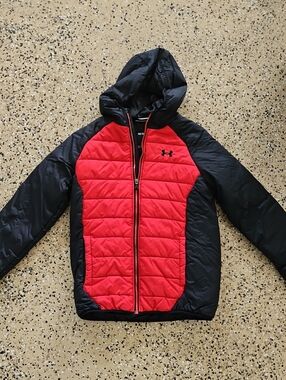 Under Armour Kids Red and Black Hooded Puffer Jacket